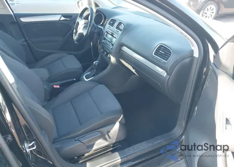 2013 Volkswagen Golf 2.5L 4-Door from USA, damaged, VIN WVWDB7AJ1DW088930